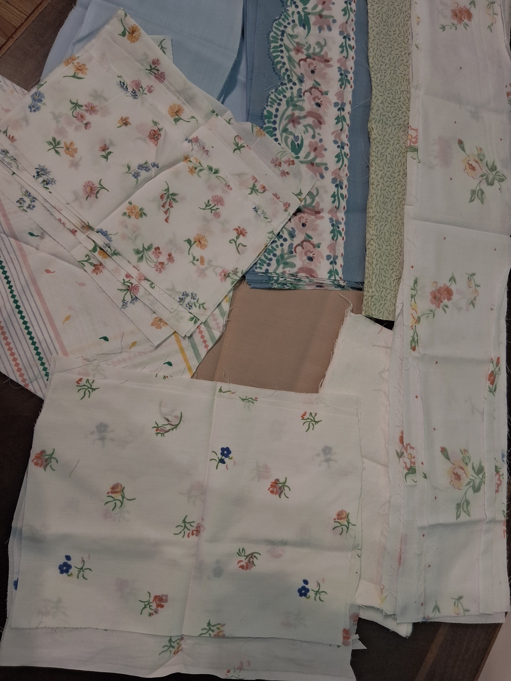 Floral Cotton Craft Fabric Bundle  For Crafts, Sewing, Quilting 3134
